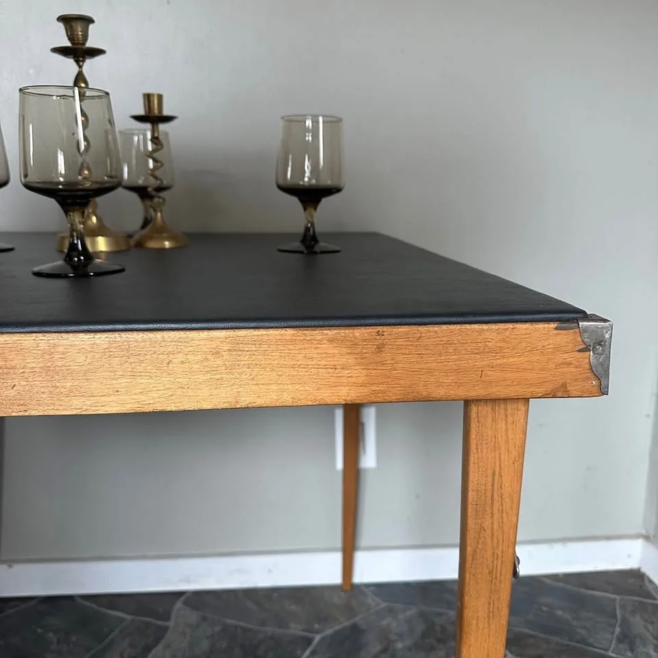 Vintage 1950s “The New Elite” Folding Table image indicator(3)