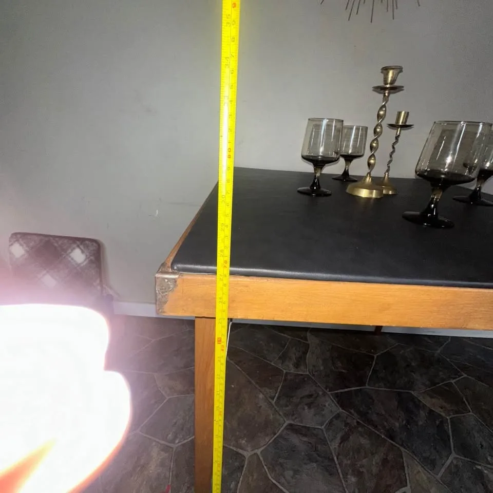 Vintage 1950s “The New Elite” Folding Table image indicator(8)