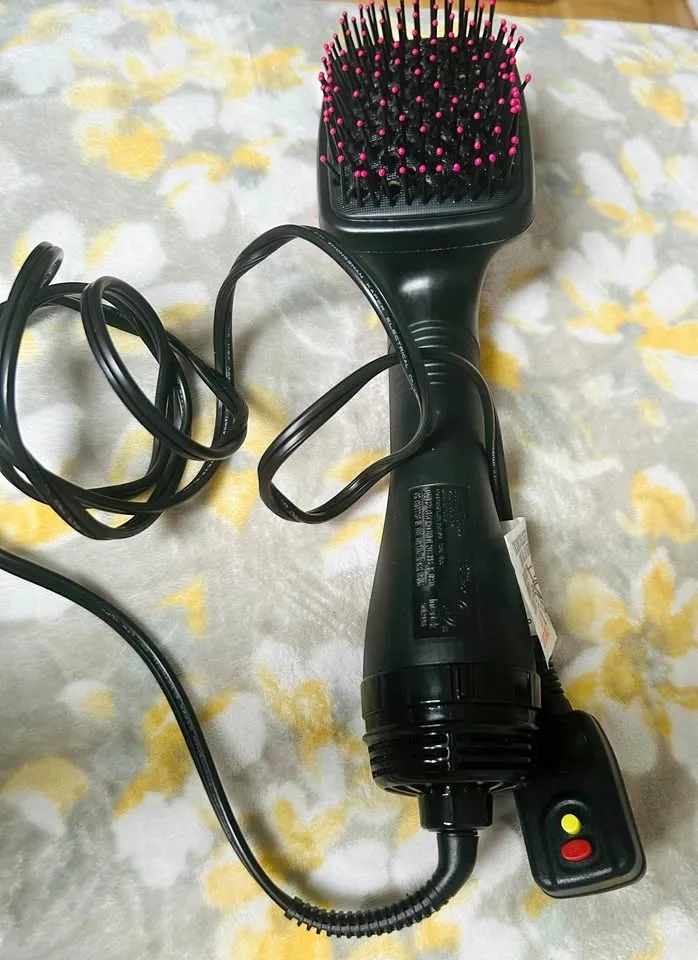 Revlon salon one step hair dryer and styler thumbnail