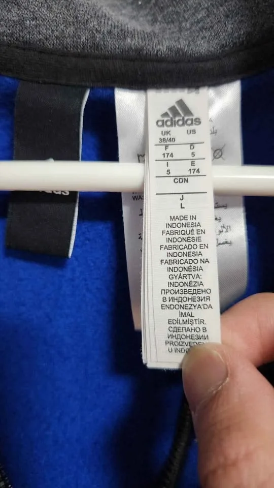 Adidas Full-Zip Jacket – Medium image indicator(4)