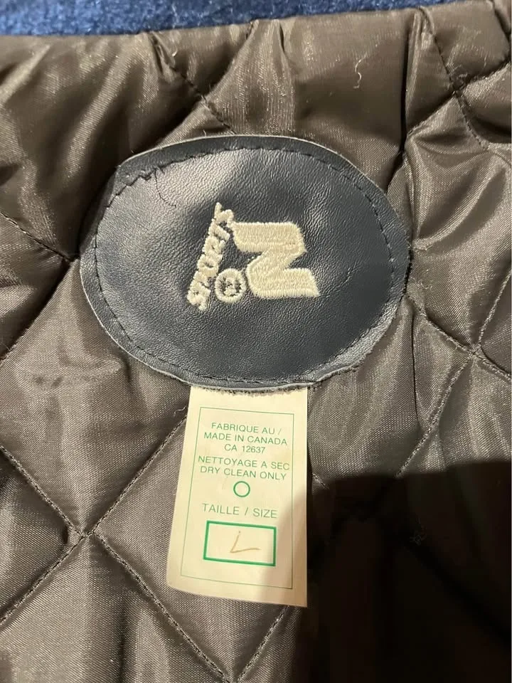 Bomber jacket never worn image indicator(3)