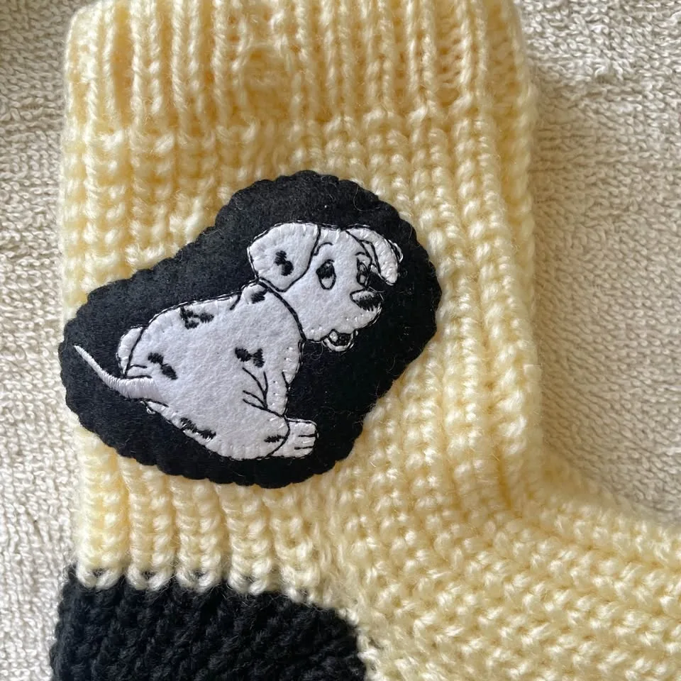 101 Dalmatians Cozy Knit Socks image indicator(6)