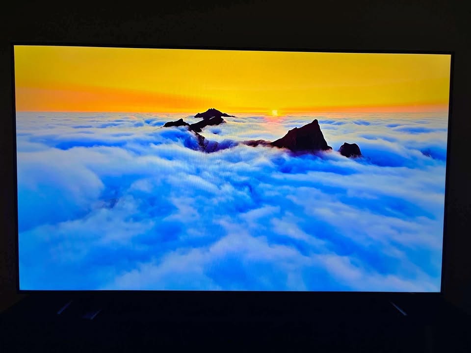 Samsung 60” QLED 4K Smart TV (Q60B Series) - Excellent