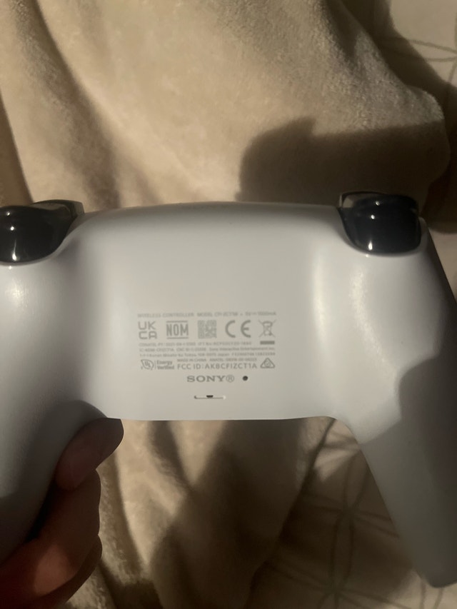 PS5 Controller - photo 3