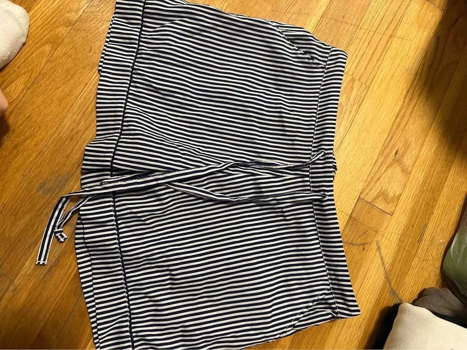 Huge Closet Clearout! (Pink, Berksha, Old Navy, Aeropostale, etc image indicator(8)