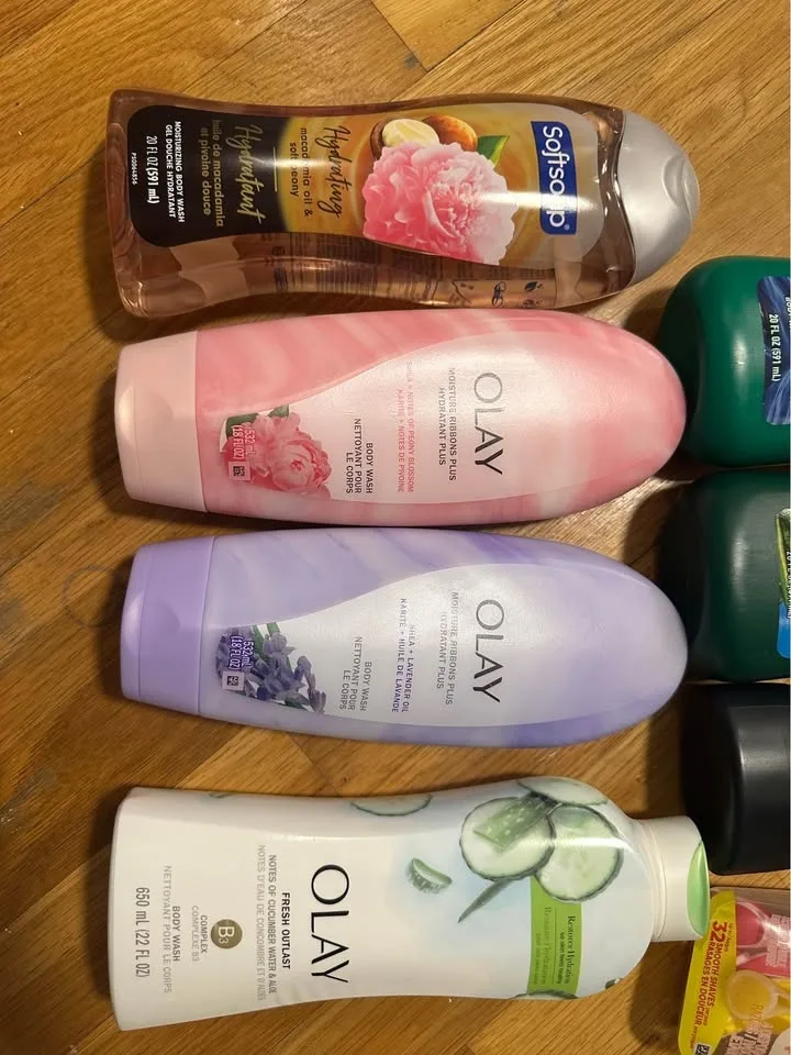 Body Wash & Shaving Razors image indicator(3)