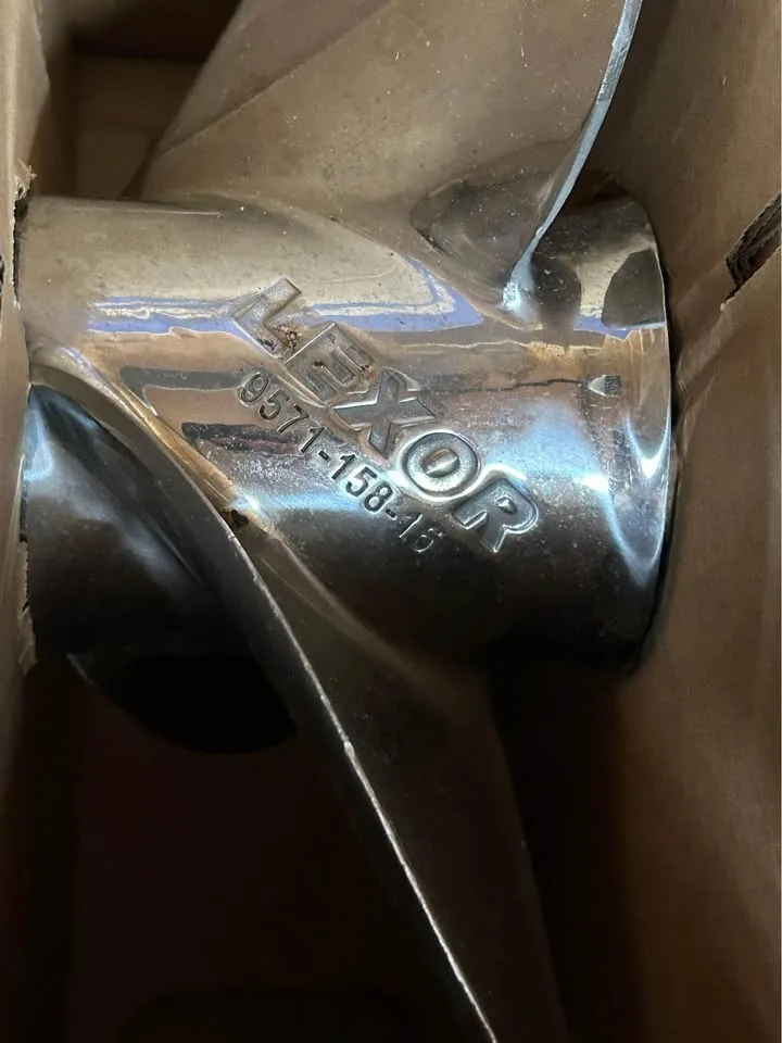 lexor boat propeller image indicator(2)