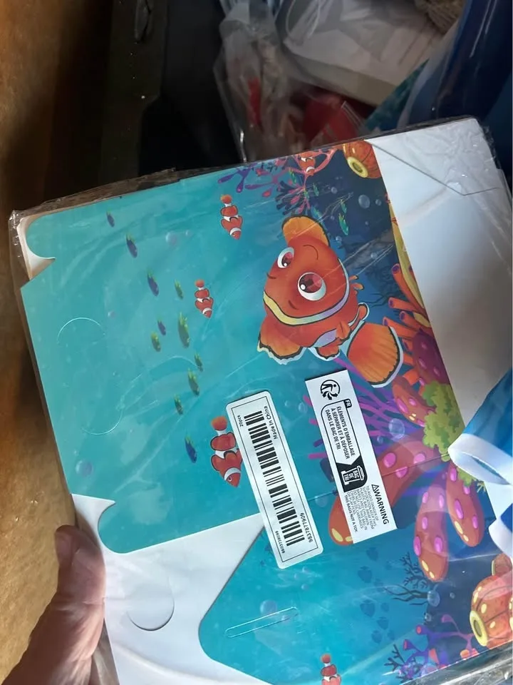 Fishing theme party supplies image indicator(2)