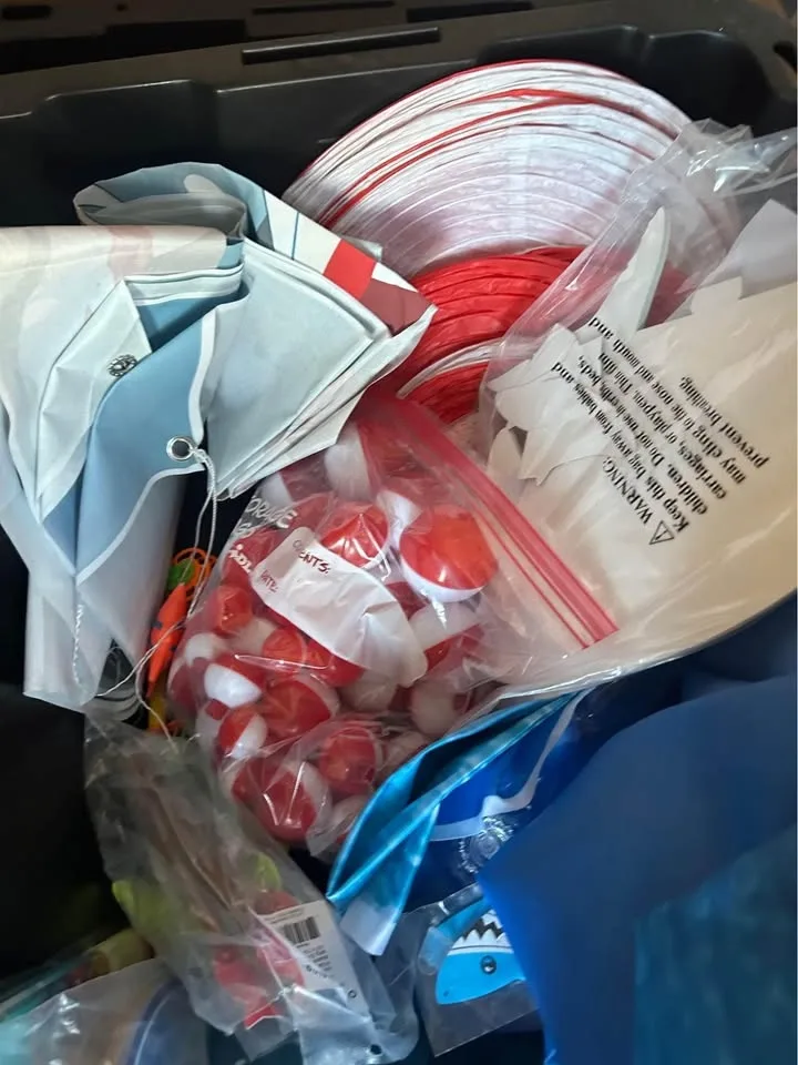 Fishing theme party supplies image indicator(4)