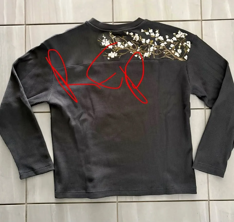 Derschutze Long-Sleeve