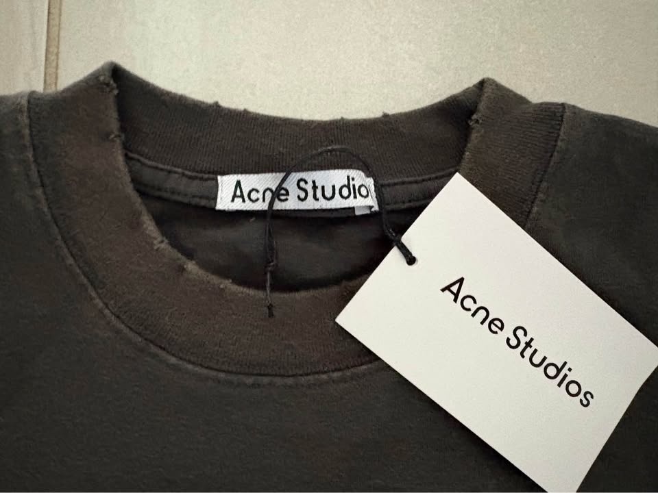 Acne Studios Long-Sleeve - photo 3