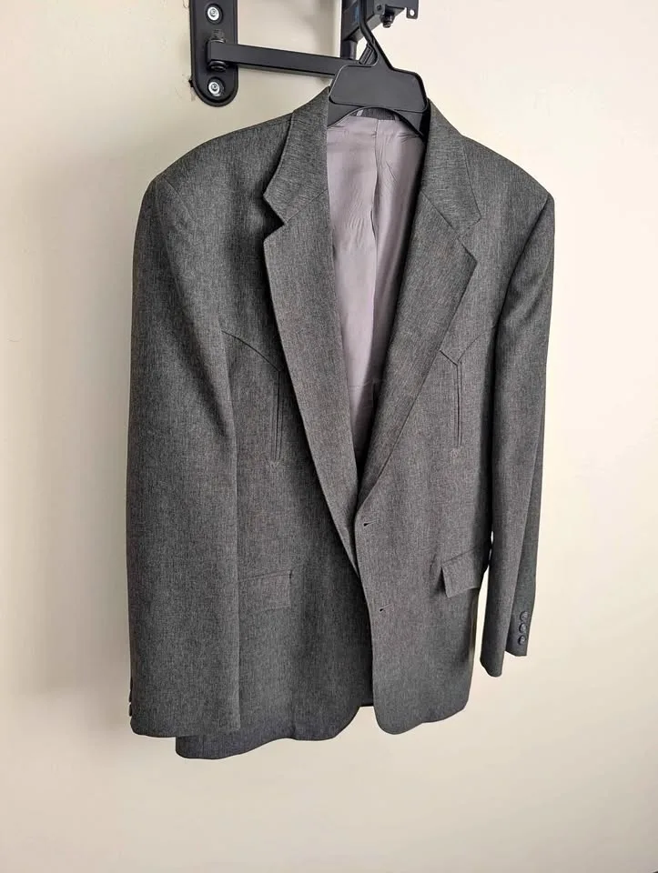 Must sell. Vintage western suit. 2 piece.