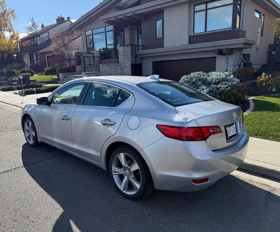 2013 Acura ILX - photo 2