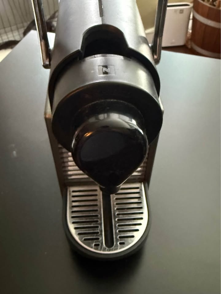 Nespresso Pixie coffee machine (black) - photo 2