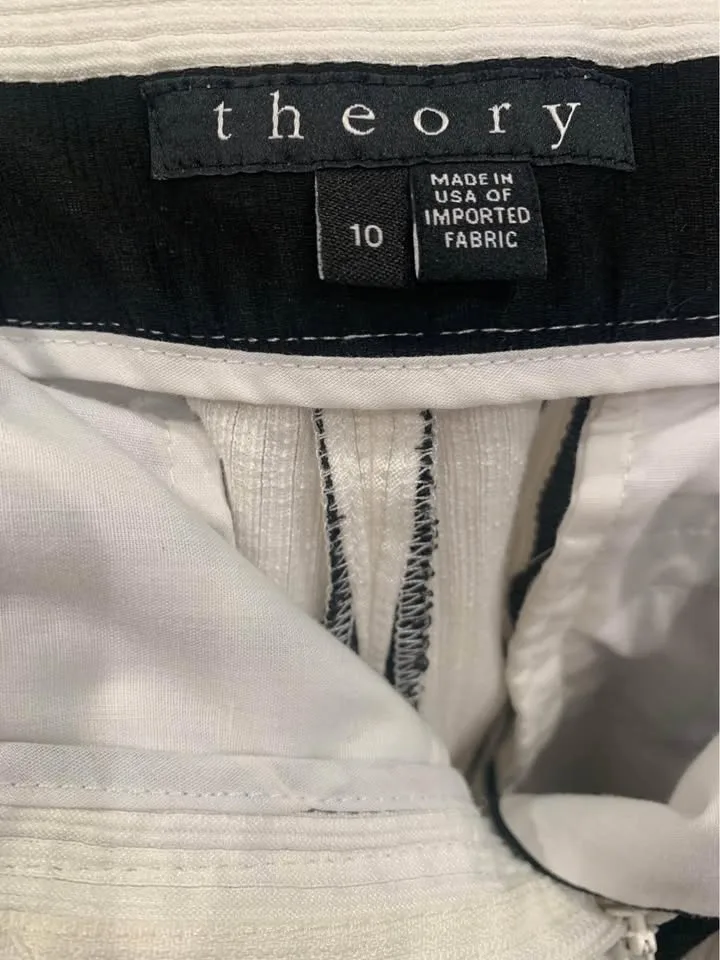 Theory striped shorts image indicator(3)