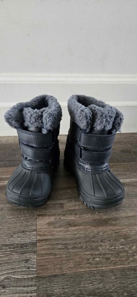 Toddler winter boots size 5 - photo 2