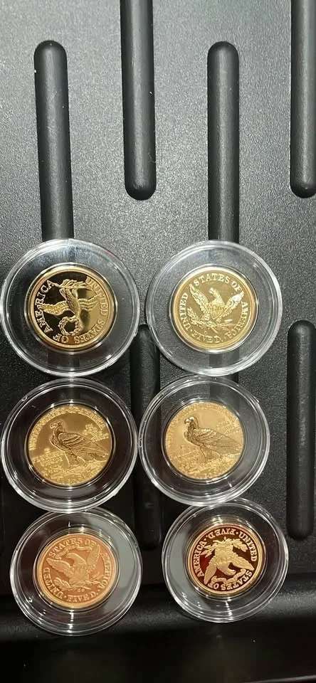 (6) Commemorative Copy of  Gold Coins image indicator(5)