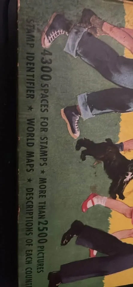 Vintage Stamp Album Book - 1950- 4,300 Spots image indicator(2)