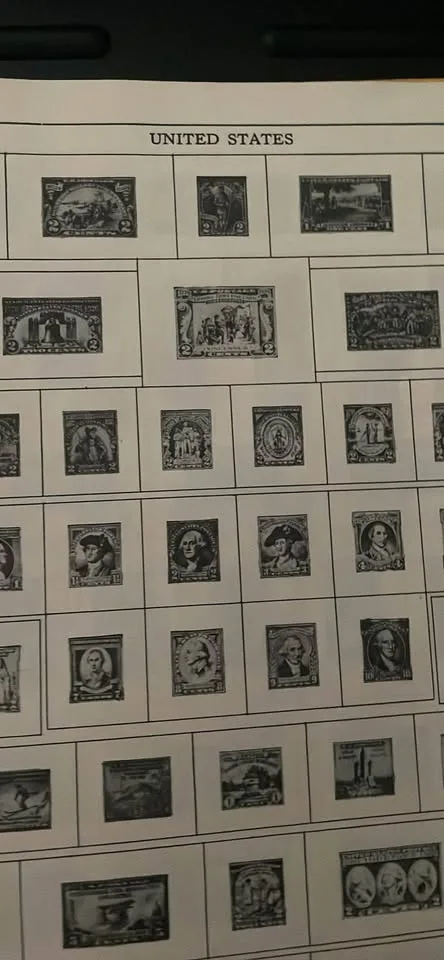 Vintage Stamp Album Book - 1950- 4,300 Spots image indicator(10)