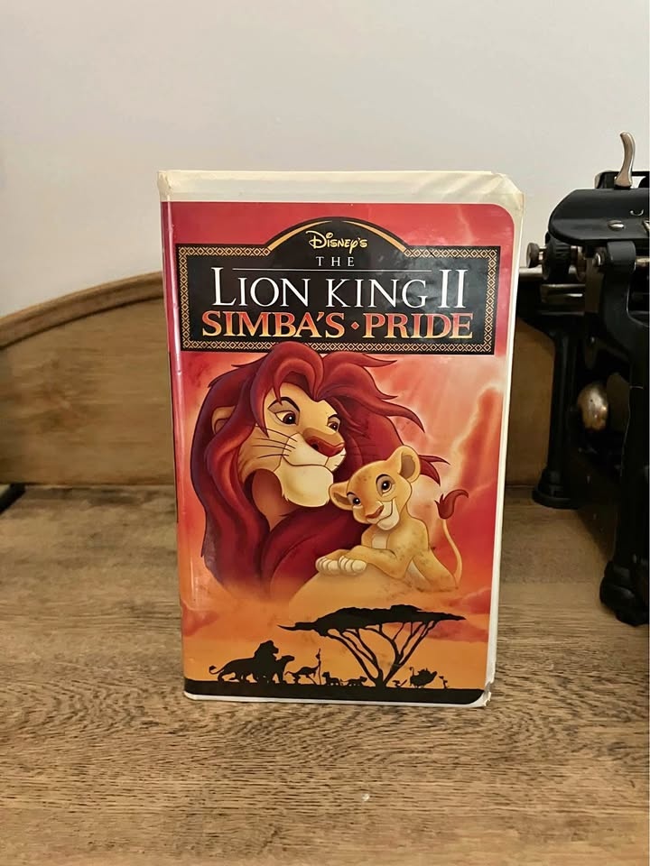 Disney's The Lion King II: Simba's Pride VHS