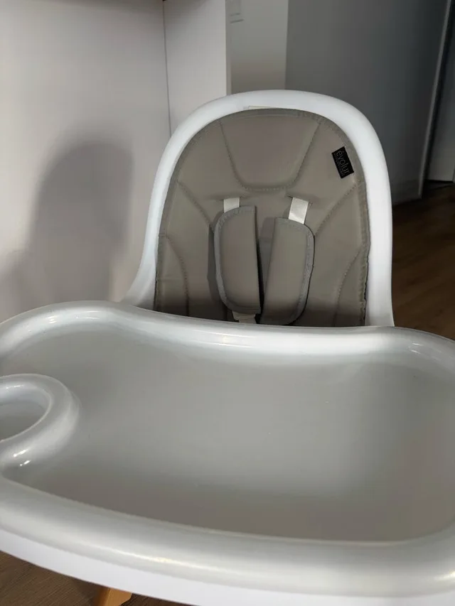 Evolur Zoodle 2-in-1 High Chair, Toddler Chair