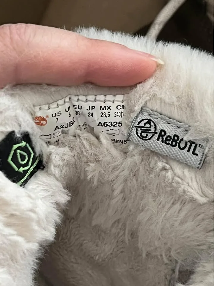 Timberland Boots WOMENS MID LACE-UP WINTER WATERPROOF BOOT image indicator(3)