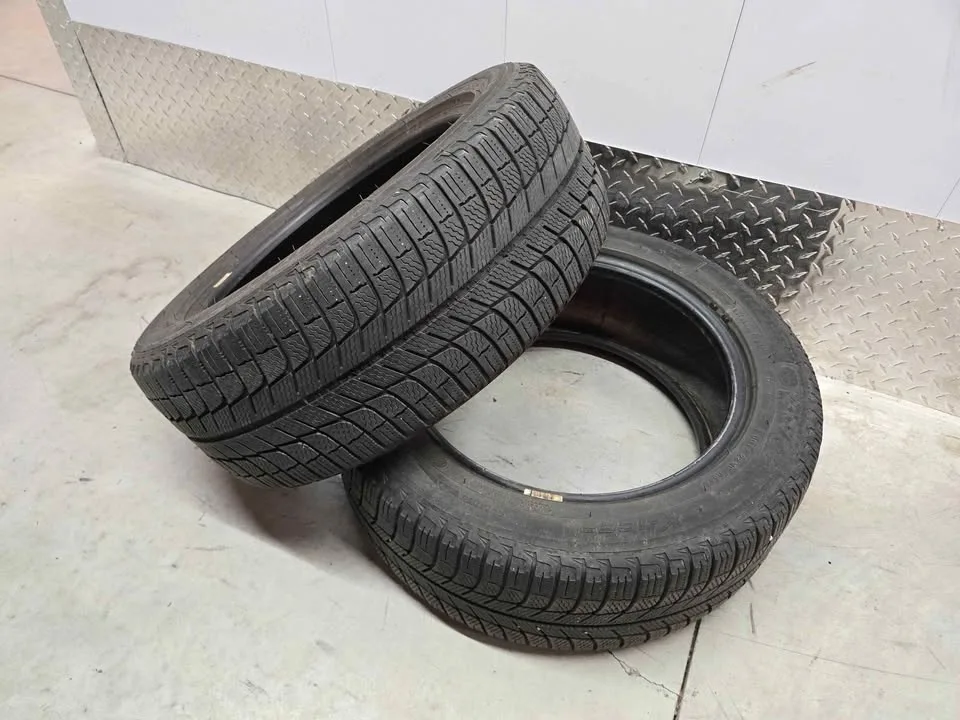 Michelin X-Ice Winter Tires- 205/55R16 image indicator(6)