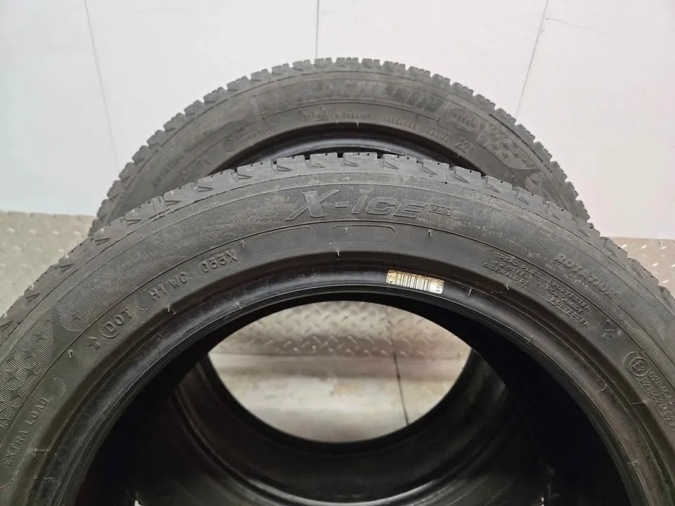 Michelin X-Ice Winter Tires- 205/55R16 image indicator(10)