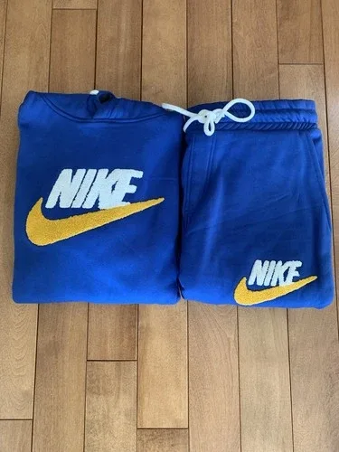 mens track suit image indicator(2)