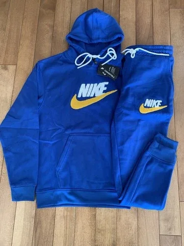 mens track suit image indicator(3)