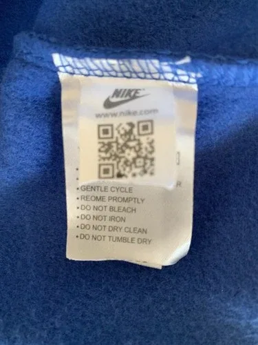 mens track suit image indicator(5)