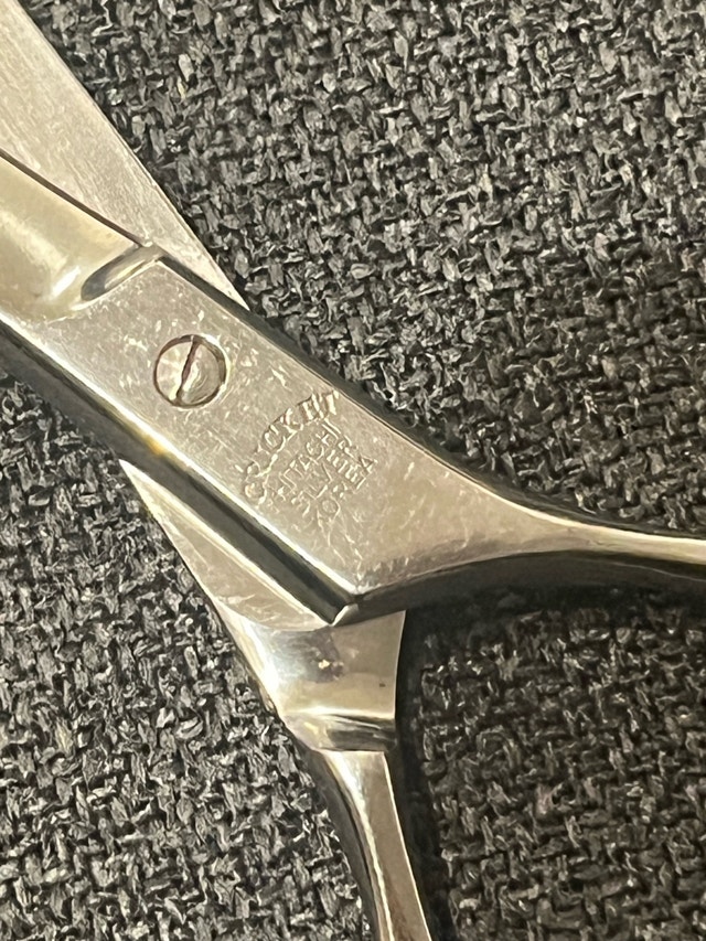 Centrix 5.75” Professional Shears - photo 2
