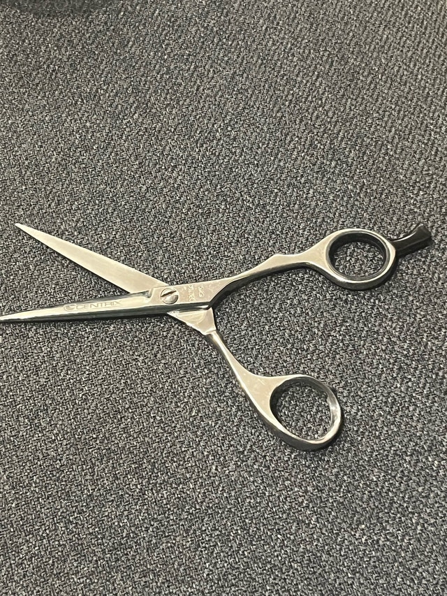 Centrix 5.75” Professional Shears - photo 5