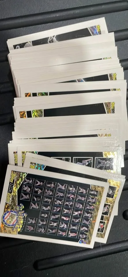 1993 Topps Black Gold - Entire Set - Mint Condition image indicator(2)