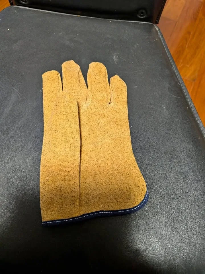 HEAVY Duty Work Gloves- $25/4pairs thumbnail