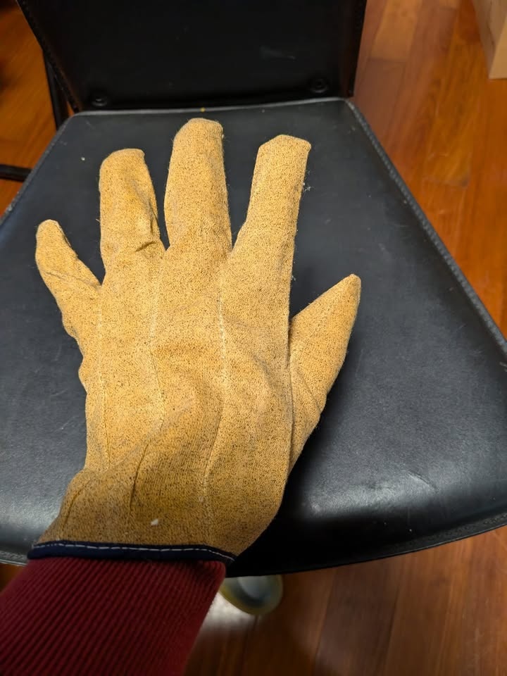 HEAVY Duty Work Gloves- $25/4pairs - photo 2