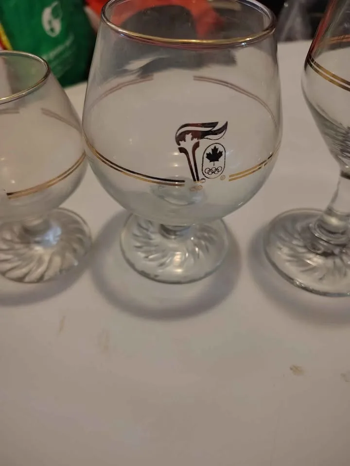 Calgary Olympics goldrimmed glassware image indicator(3)