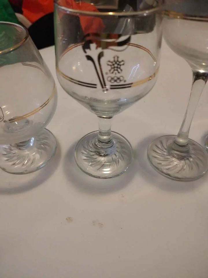 Calgary Olympics goldrimmed glassware image indicator(4)