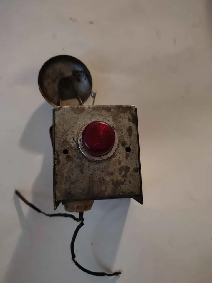 Vintage Edwards fire alarm image indicator(2)