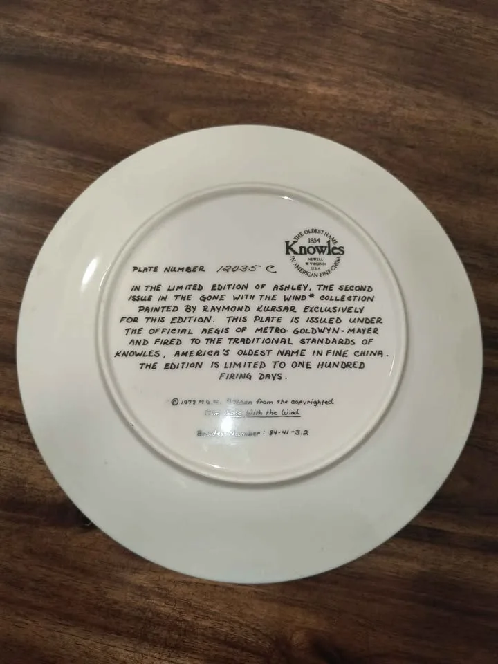 Ashley – Gone With The Wind Collector Plate image indicator(2)