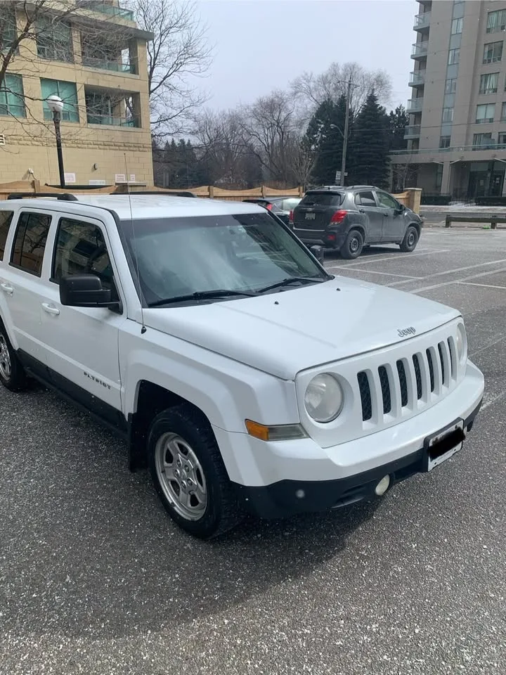 2014 Jeep Patriot North Edition image indicator(2)