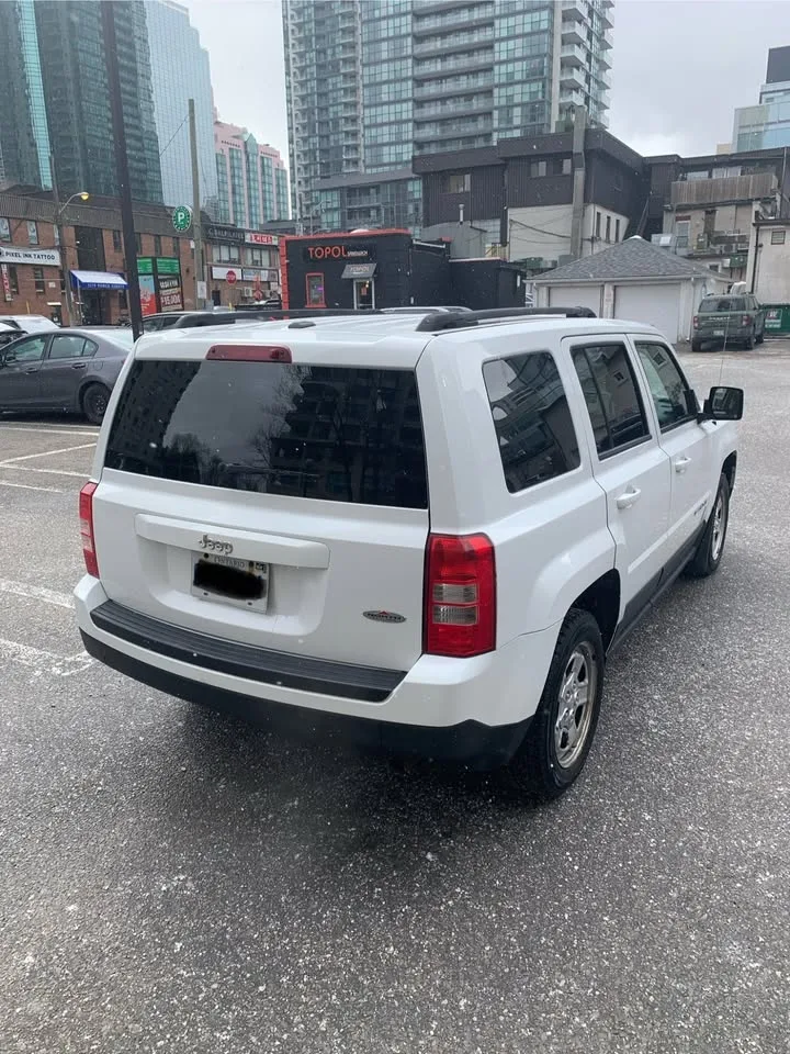 2014 Jeep Patriot North Edition image indicator(4)