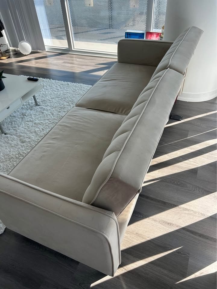 4-Seater Convertible Sofa - photo 5