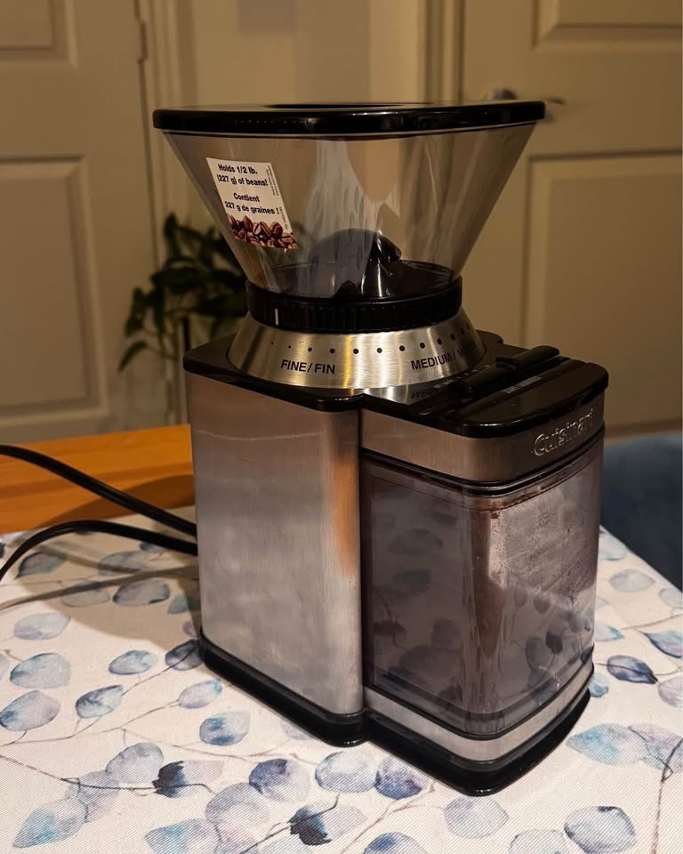 Cuisinart Supreme Grind Burr Mill DBM-8C - photo 2