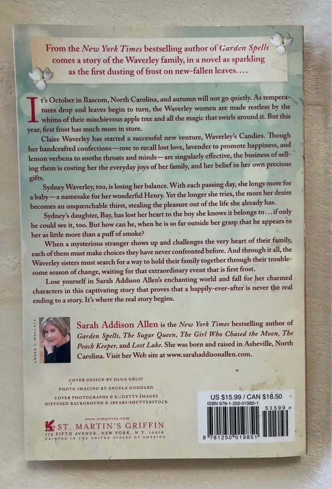 First Frost - Sarah Addison Allen (Book) image indicator(2)