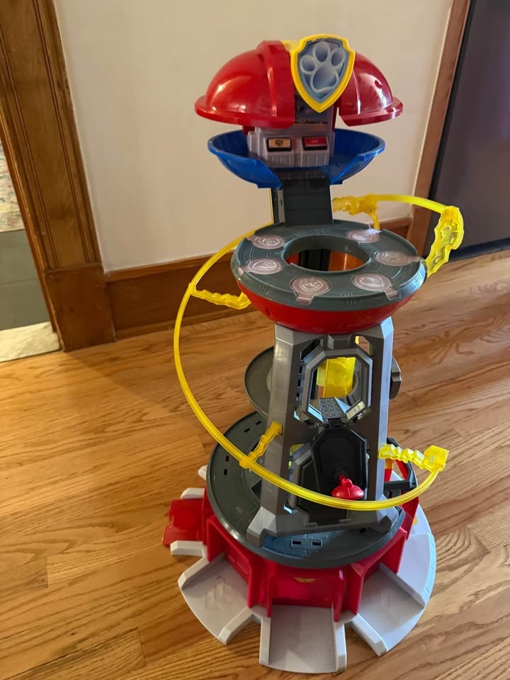 Paw patrol might lookout tower and plane - photo 2