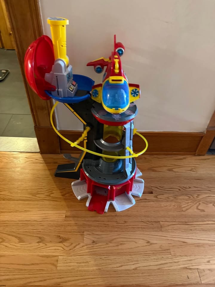 Paw patrol might lookout tower and plane - photo 3