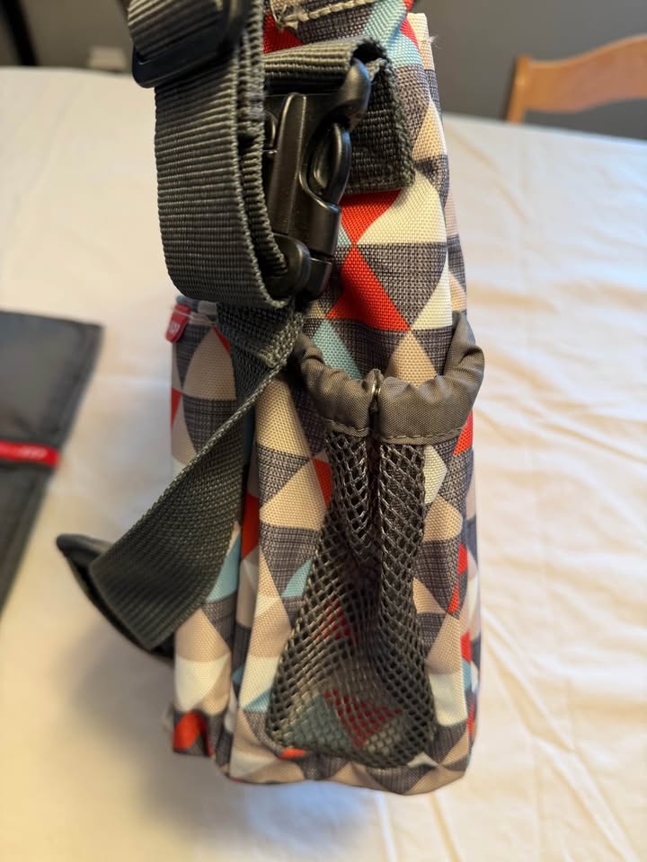 Skip Hop Diaper Bag - photo 5