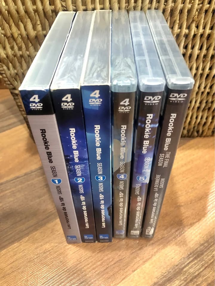 Rookie Blue Complete Series DVD, half are unopened!