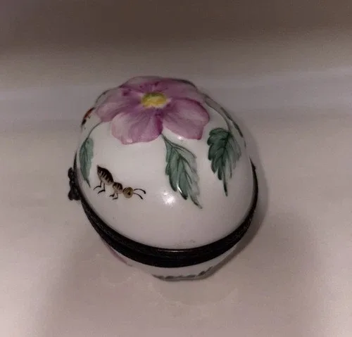 Vintage Limoges France Trinket Box image indicator(6)